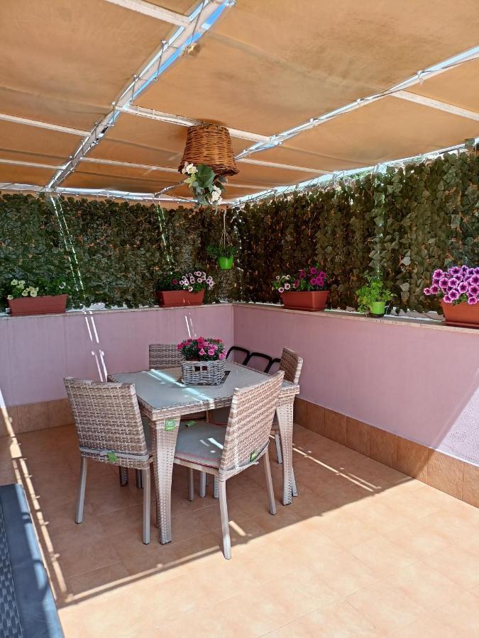 La Petite Maison Aci Castello Ngoại thất bức ảnh